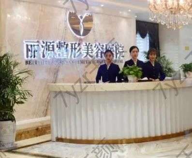快评|重庆去痘疤整形医院排行榜前十名！口碑技术、价格值哭了~