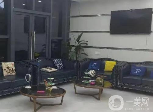 上海整形医院排名前十各有分布，双眼皮、隆鼻、隆胸等擅长项目多！多面满足！