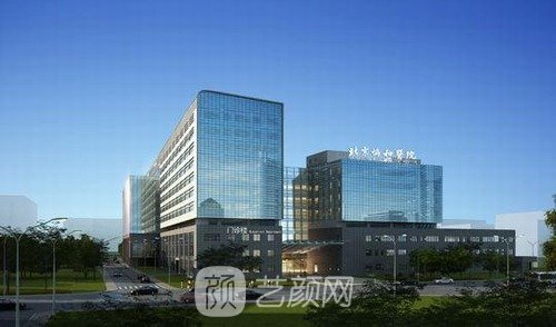 北京协和医院做胸部提升怎么样？医生介绍+价格表