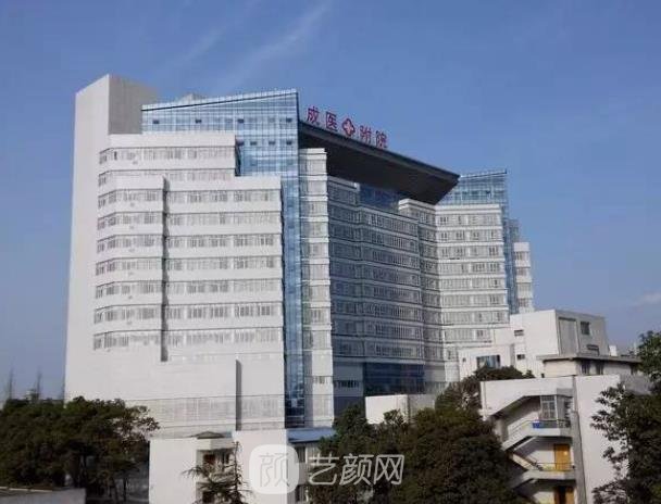 成都第一附医院做鼻子整形价格表|骨干医生介绍+假体隆鼻实例
