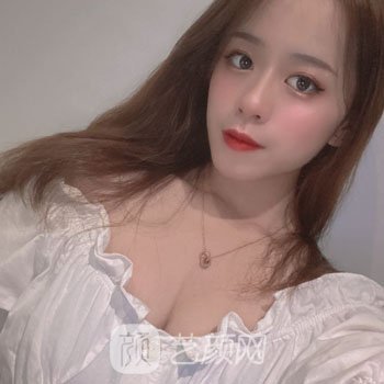 王新灿医生口碑怎么样？医生简介+脂肪隆胸实例